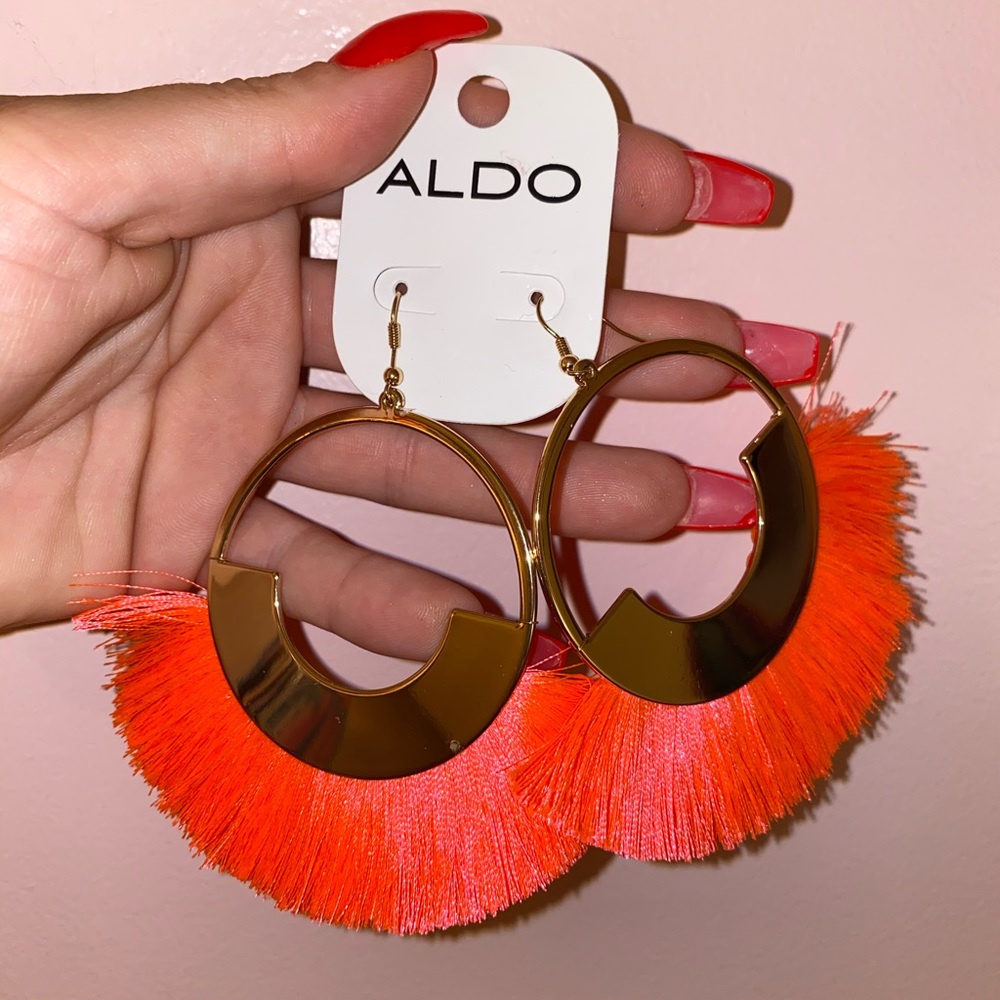Woman’s earrings